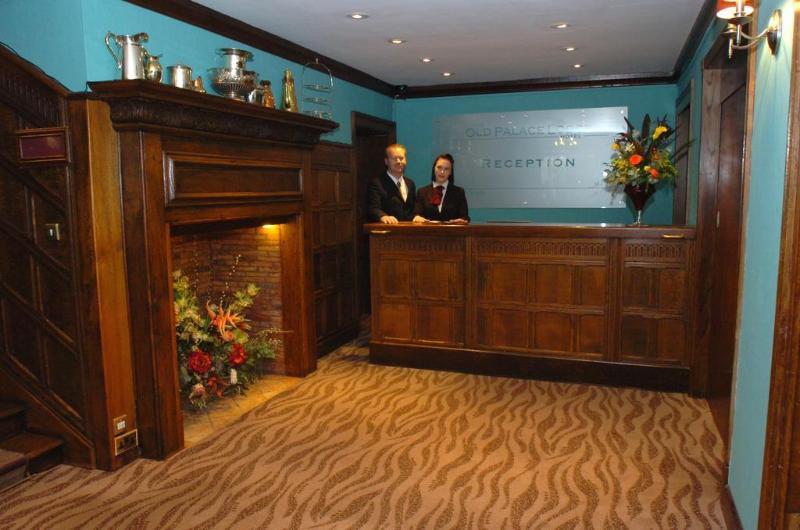 The Old Palace Lodge Dunstable Bagian luar foto